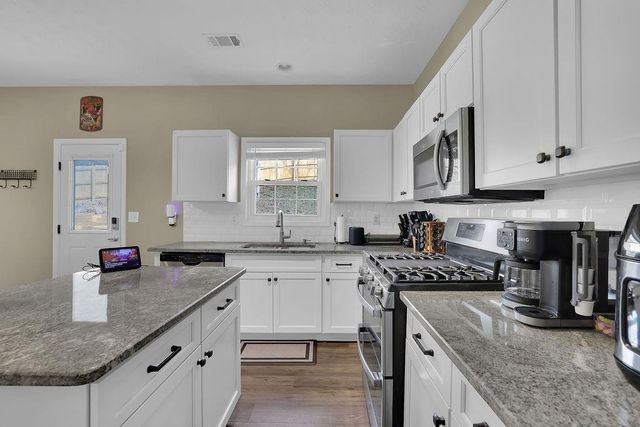 5635 Stephens Mill Drive, Sugar Hill, GA 30518