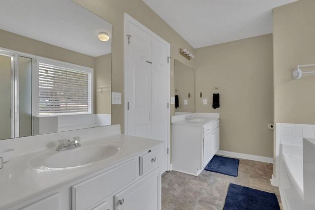 5635 Stephens Mill Drive, Sugar Hill, GA 30518