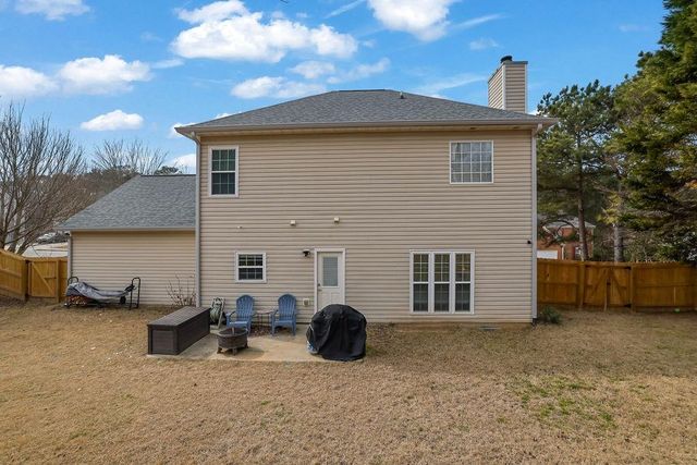 5635 Stephens Mill Drive, Sugar Hill, GA 30518