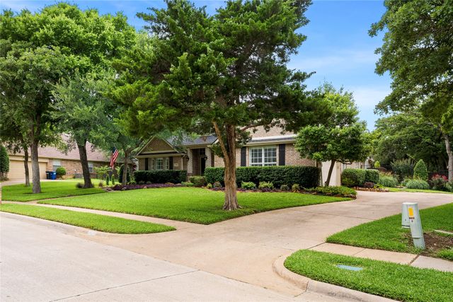 1909 Whitehall Drive, Corinth, TX 76210