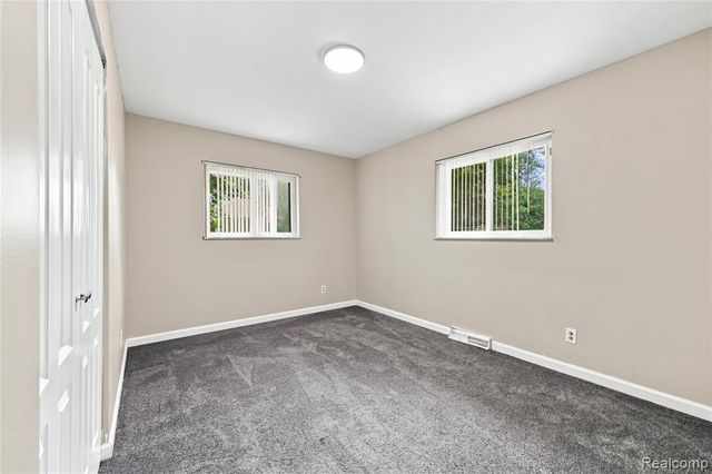 4700 Indianwood Court, Clarkston, MI 48348