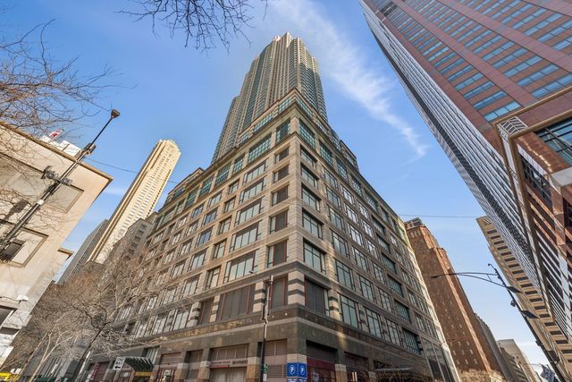 100 E Huron Street 2903, Chicago, IL 60611