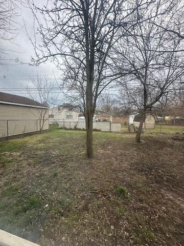 27051 Joan Street, Taylor, MI 48180