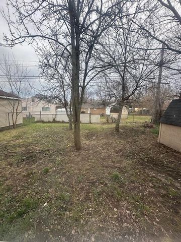 27051 Joan Street, Taylor, MI 48180