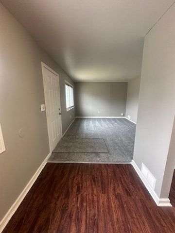 27051 Joan Street, Taylor, MI 48180