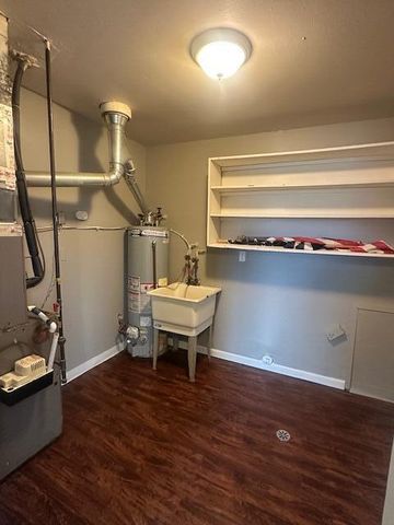 27051 Joan Street, Taylor, MI 48180