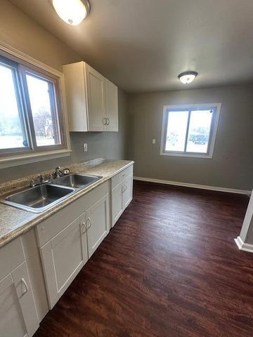 27051 Joan Street, Taylor, MI 48180