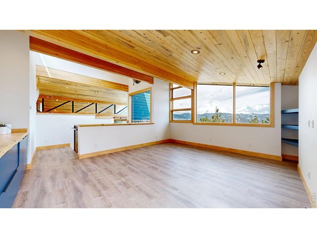 1440 Hummingbird Dr, Estes Park, CO 80517