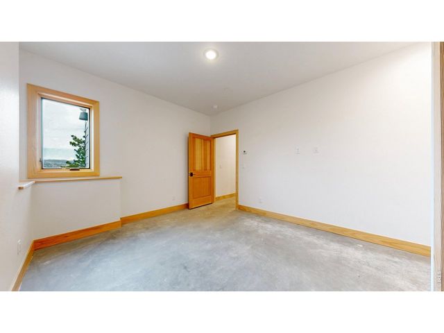 1440 Hummingbird Dr, Estes Park, CO 80517