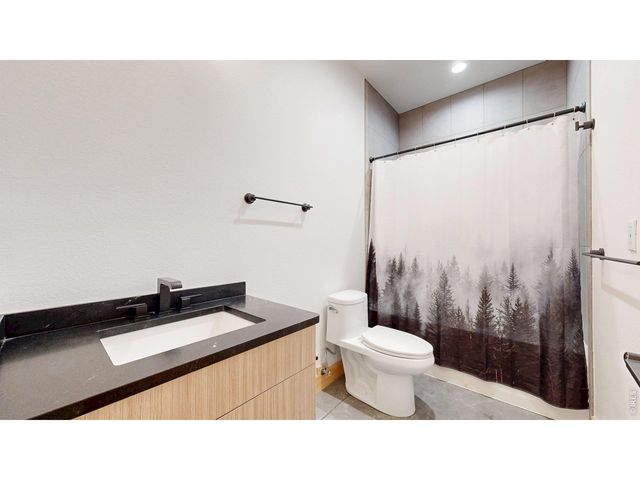 1440 Hummingbird Dr, Estes Park, CO 80517