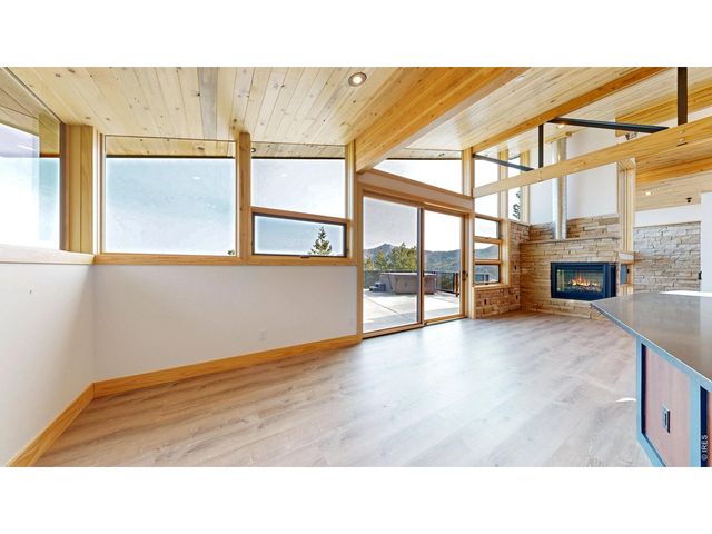 1440 Hummingbird Dr, Estes Park, CO 80517