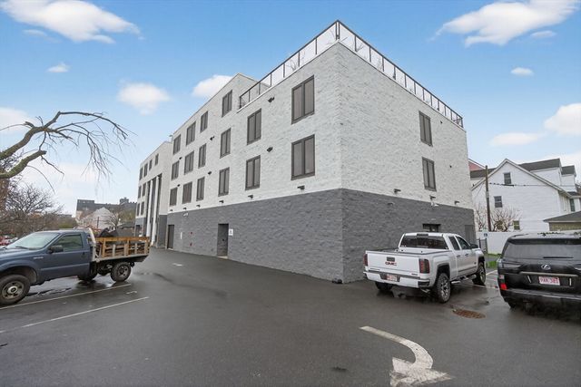 932 Broadway Street 212, Chelsea, MA 02150