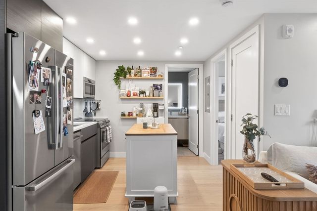 932 Broadway Street 212, Chelsea, MA 02150