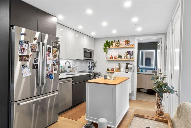 932 Broadway Street 212, Chelsea, MA 02150