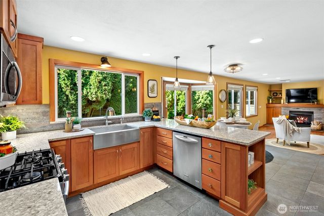 3703 98th Street SE, Everett, WA 98208