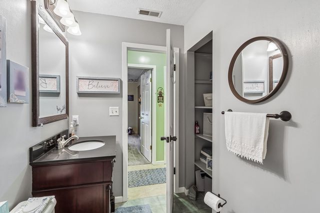 2920 Mercer Rd., Neshannock Twp, PA 16105