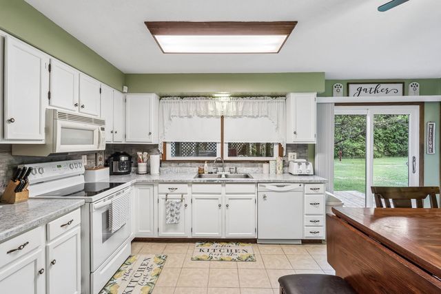 2920 Mercer Rd., Neshannock Twp, PA 16105
