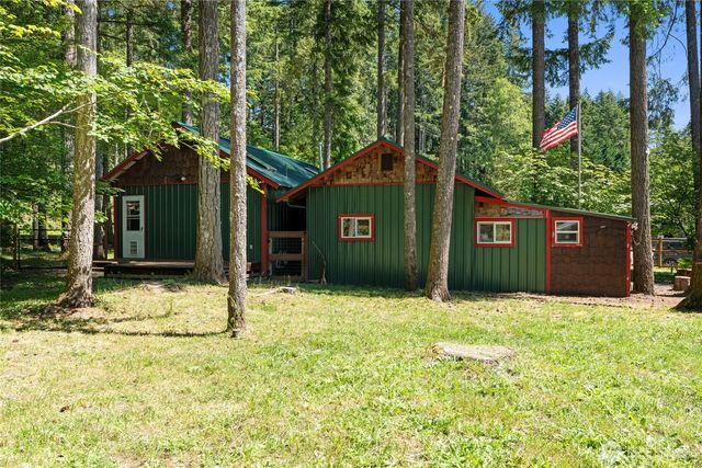 570 N Duckabush Drive W, Hoodsport, WA 98548