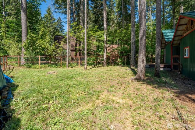 570 N Duckabush Drive W, Hoodsport, WA 98548