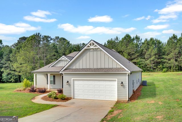 112 Hunters Chase Court, Eatonton, GA 31024