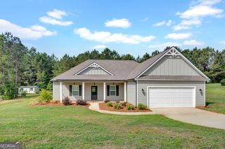 112 Hunters Chase Court, Eatonton, GA 31024