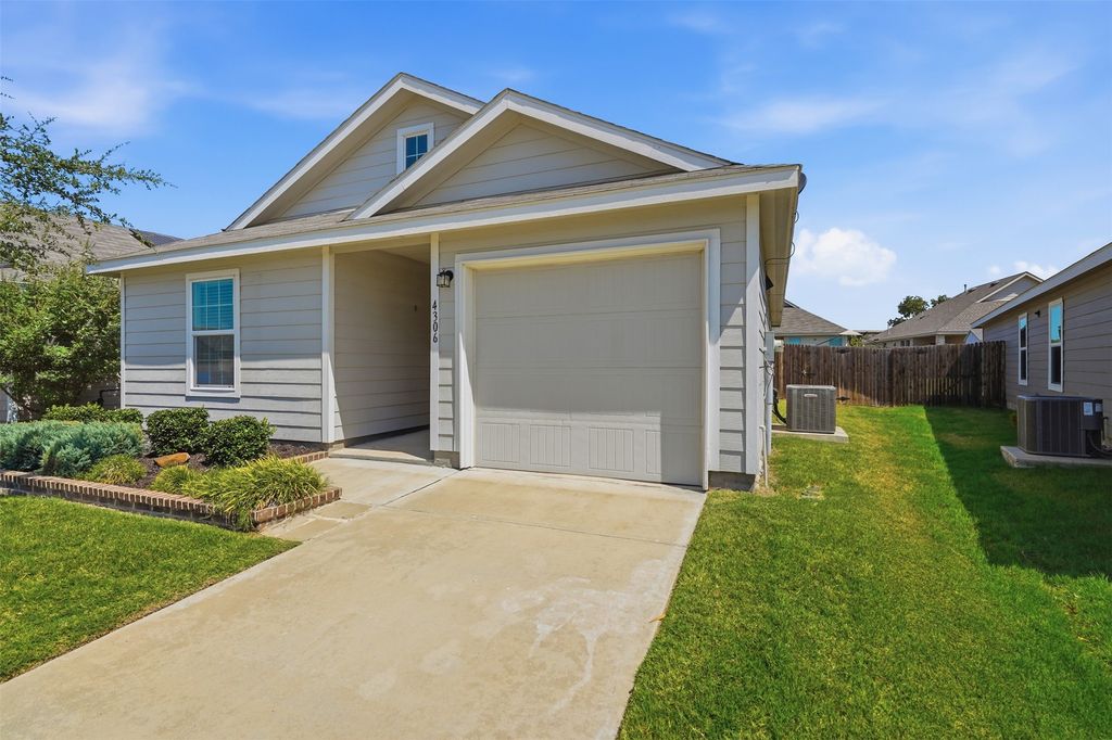 4306 Johnstown Lane, Forney, TX 75126
