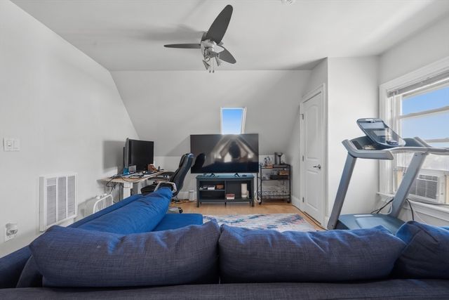 57 Wyoming 2, Malden, MA 02148