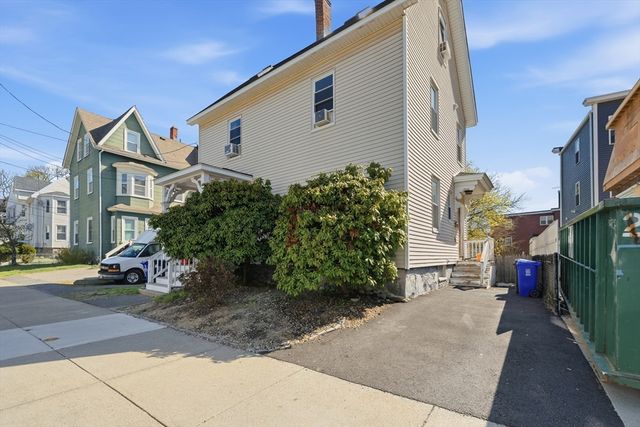 57 Wyoming 2, Malden, MA 02148