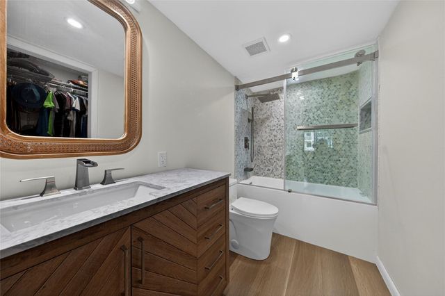 700 SE 2nd Avenue 318, Deerfield Beach, FL 33441