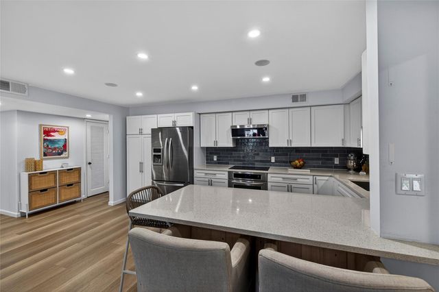 700 SE 2nd Avenue 318, Deerfield Beach, FL 33441