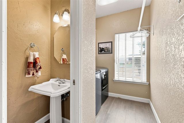 9014 Woodlawn Drive, Granbury, TX 76049