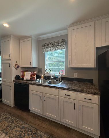 1187 Ironstone Drive, Mount Pleasant, MI 48858