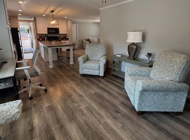 1187 Ironstone Drive, Mount Pleasant, MI 48858