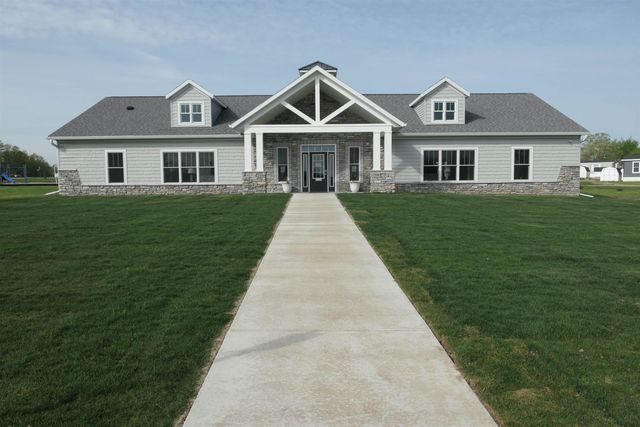 1187 Ironstone Drive, Mount Pleasant, MI 48858