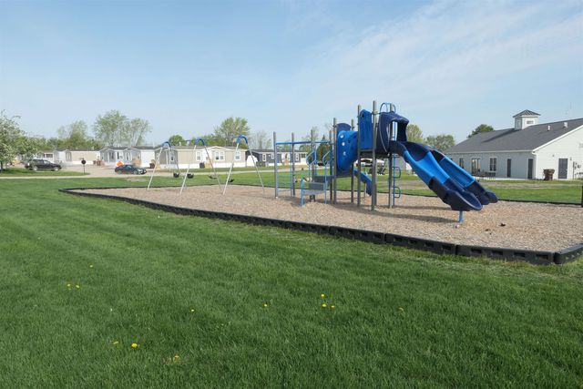 1187 Ironstone Drive, Mount Pleasant, MI 48858