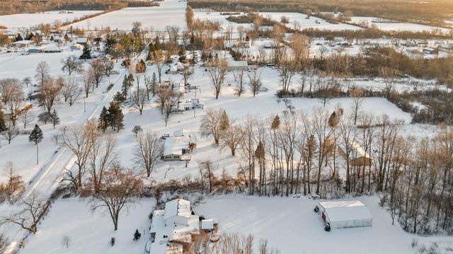 69455 Hicks Road, Armada Twp, MI 48005