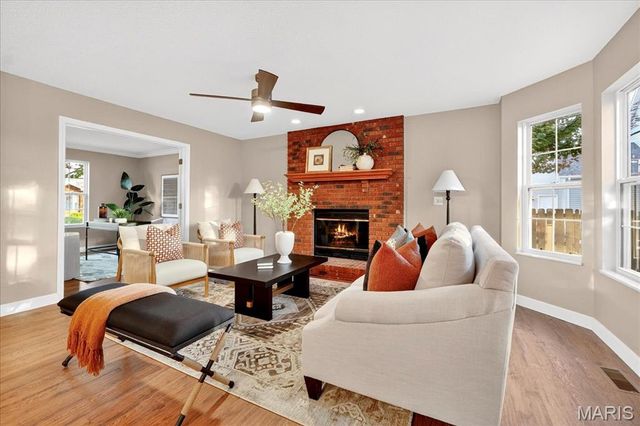 607 Shamrock Drive, O'fallon, IL 62269