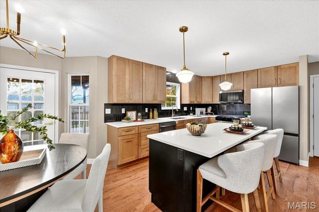 607 Shamrock Drive, O'fallon, IL 62269