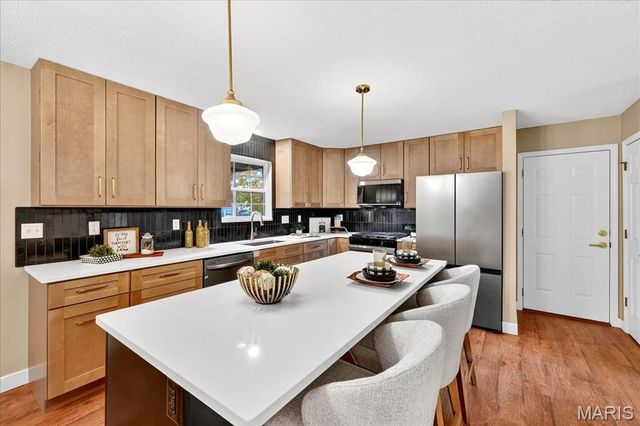 607 Shamrock Drive, O'fallon, IL 62269