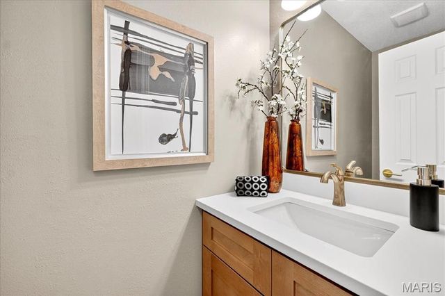 607 Shamrock Drive, O'fallon, IL 62269