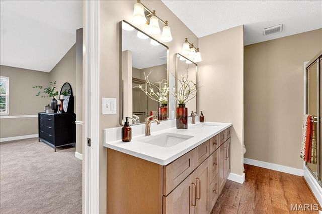 607 Shamrock Drive, O'fallon, IL 62269