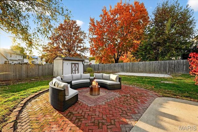 607 Shamrock Drive, O'fallon, IL 62269