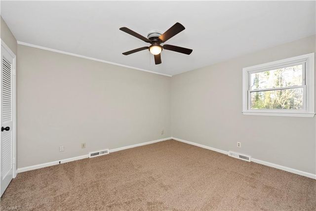 1806 Heilwood Drive, Greensboro, NC 27407