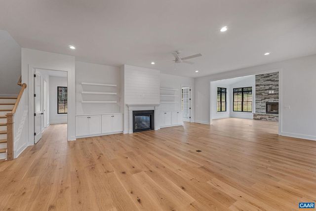 3 MORGANTOWN RD, Charlottesville, VA 22903