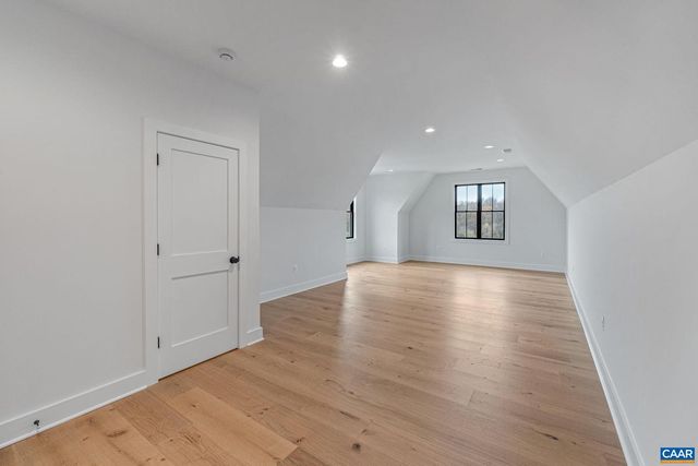 3 MORGANTOWN RD, Charlottesville, VA 22903