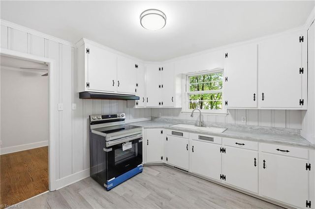 912 Virginia Avenue, Burlington, NC 27217