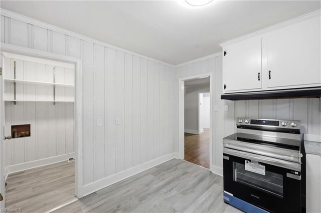 912 Virginia Avenue, Burlington, NC 27217