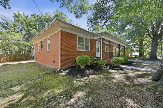 912 Virginia Avenue, Burlington, NC 27217
