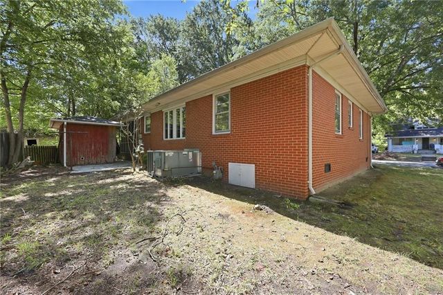 912 Virginia Avenue, Burlington, NC 27217
