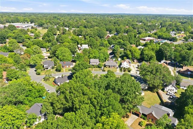912 Virginia Avenue, Burlington, NC 27217